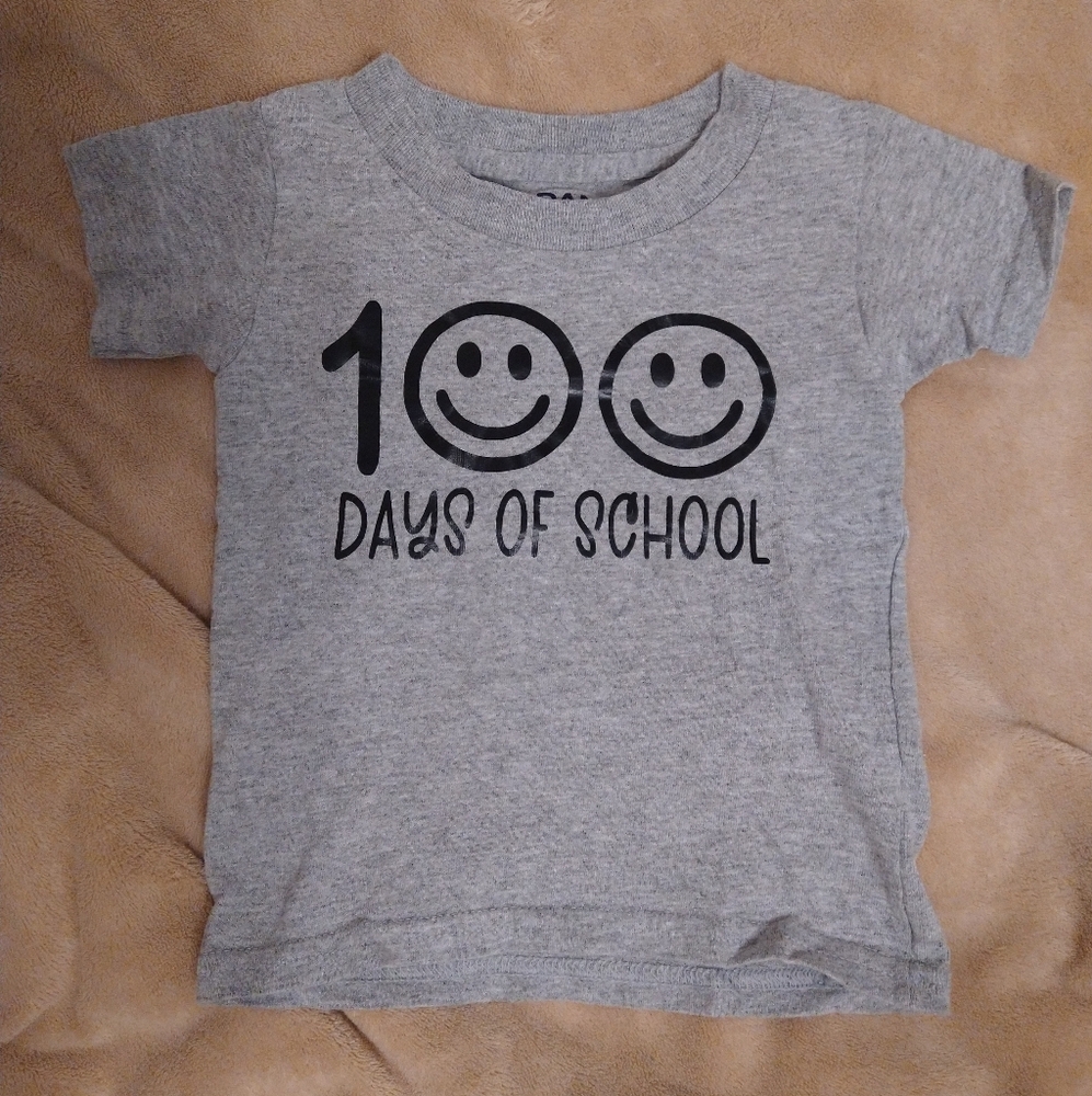 Gray Kids Shirt with '100 Days of School' Print